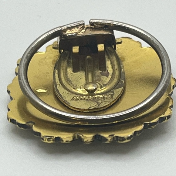 Vintage  scarf clip from West Germany. Gold tone metal. 1950’s or 1960’s - Picture 2 of 8